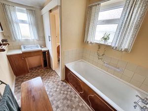 Photo 9- click for photo gallery